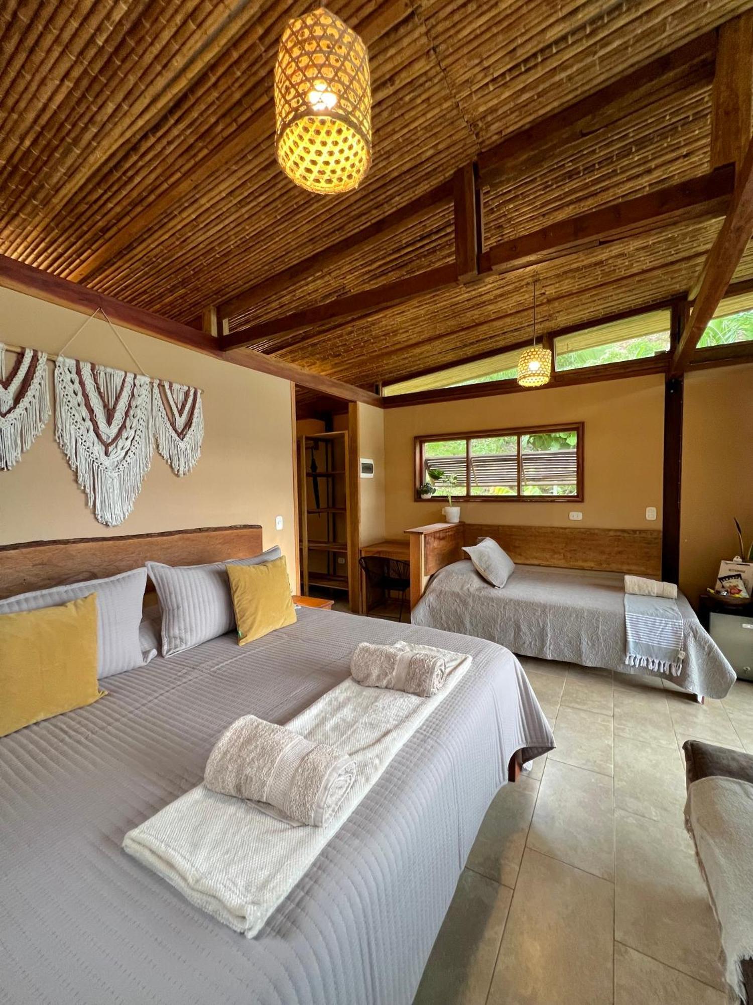Tierra Alta, Refugio De Montana, Sauce Hotell Eksteriør bilde